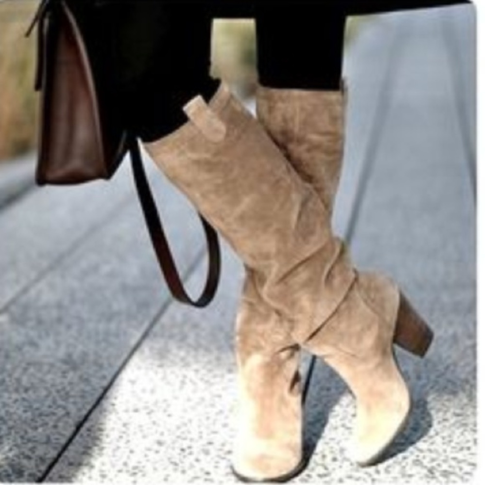 Vince camuto Braden Taupe boots!